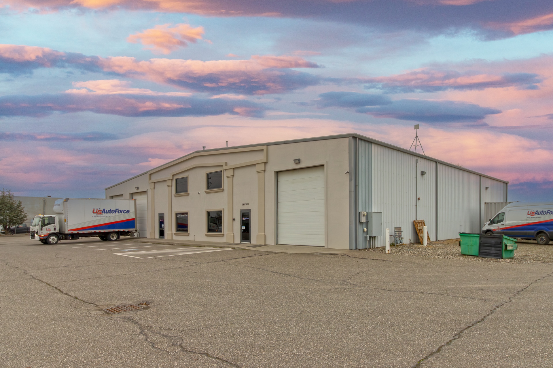 2525 N Commercial Ave, Pasco, WA for lease Primary Photo- Image 1 of 36