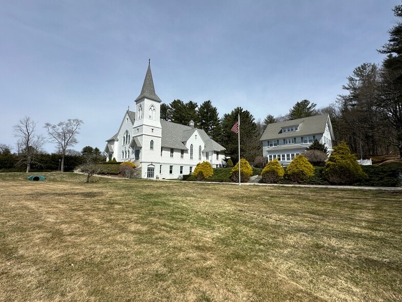 652 Main St, North Oxford, MA for sale - Building Photo - Image 2 of 17