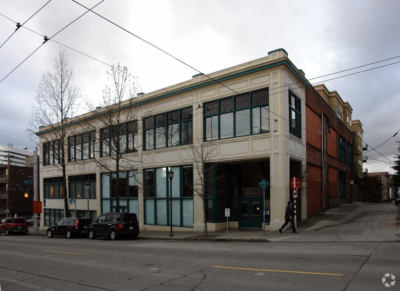 400 E Pine St, Seattle, WA à louer - Photo du bâtiment - Image 3 de 5