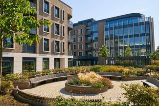 More details for Bricket Rd, St Albans - Office for Lease