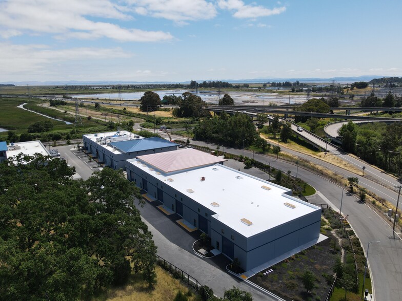 5400 Hanna Ranch Rd, Novato, CA for lease - Building Photo - Image 3 of 6