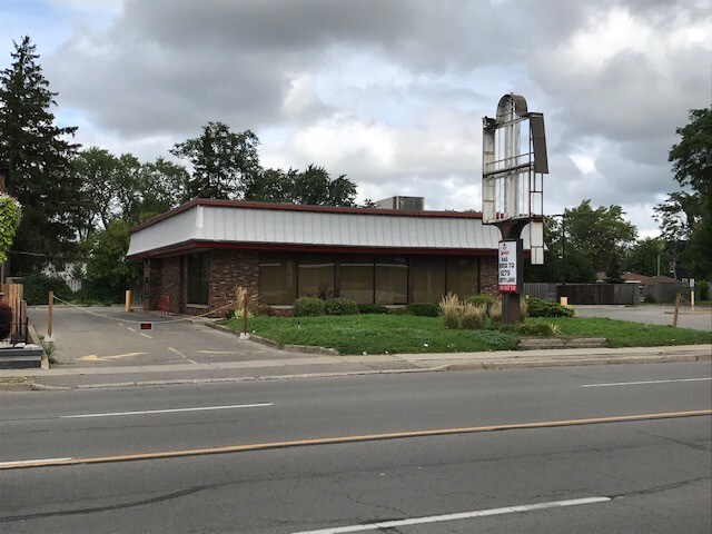 6363 Lundys Ln, Niagara Falls, ON for sale Building Photo- Image 1 of 1