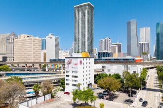 111 SW 3rd St, Miami, FL - AÉRIEN  Vue de la carte - Image1