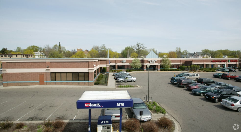 1010-1030 W Broadway Ave, Minneapolis, MN for lease - Building Photo - Image 3 of 4