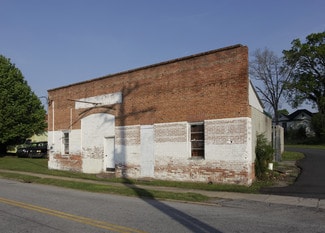 More details for 130 E Hayne St, Woodruff, SC - Retail for Sale