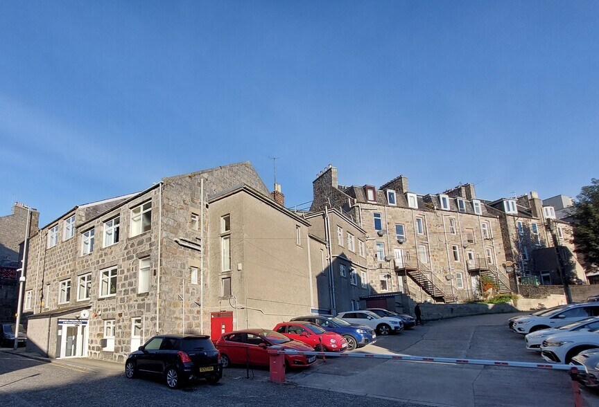 79-81 Holburn St, Aberdeen à vendre - Photo du bâtiment - Image 2 de 6