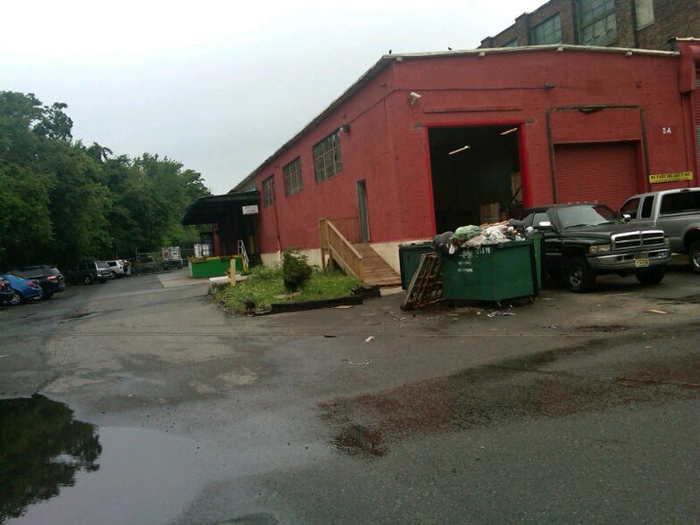 1435 51ST St, North Bergen, NJ à louer - Photo du bâtiment - Image 3 de 9