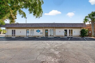 321 N Railroad Ave, Boynton Beach, FL for lease Interior Photo- Image 1 of 13