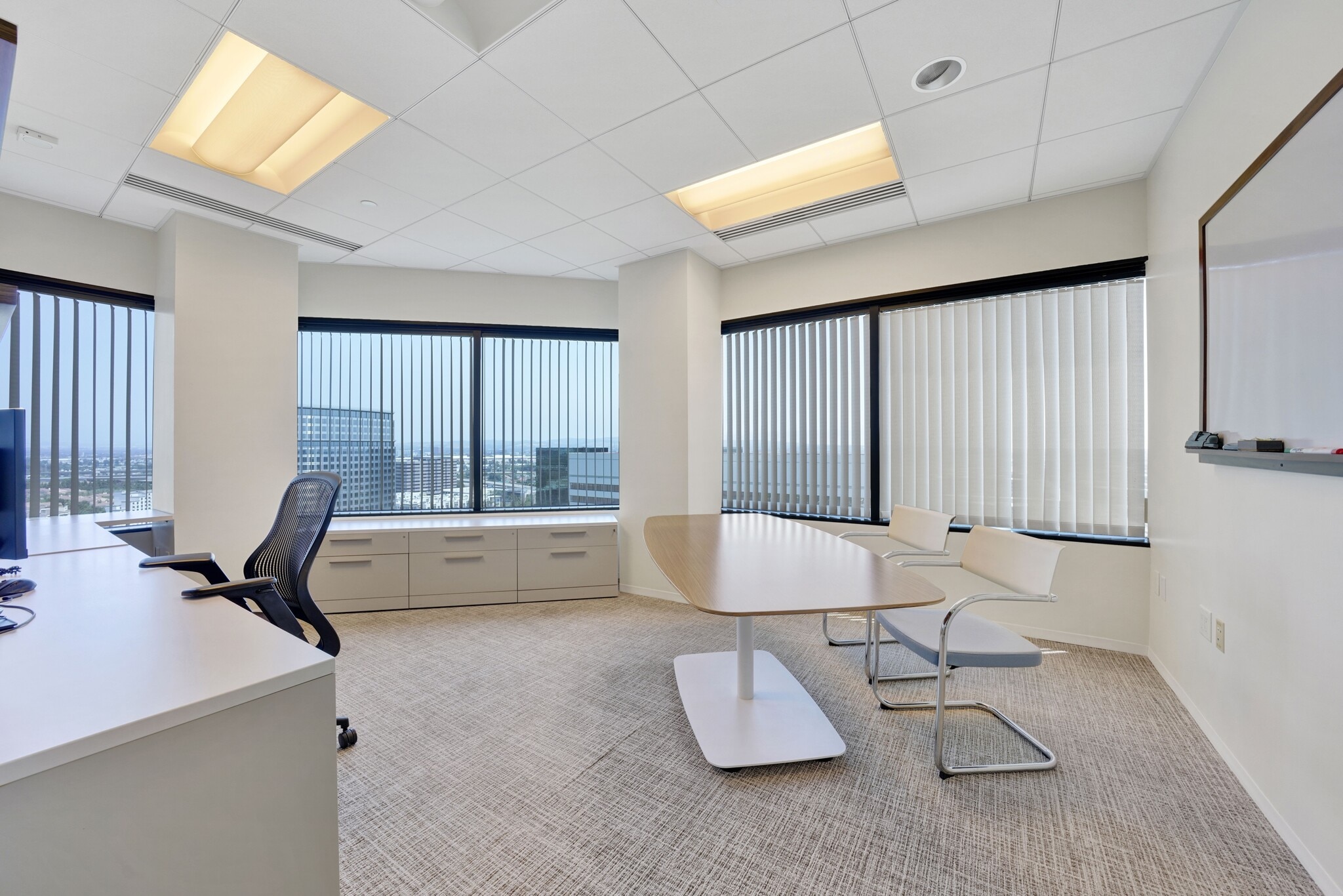 650 Town Center Dr, Costa Mesa, CA for lease Interior Photo- Image 1 of 16