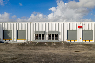 Plus de détails pour 1020 SW 10th Ave, Pompano Beach, FL - Industriel/Logistique à louer