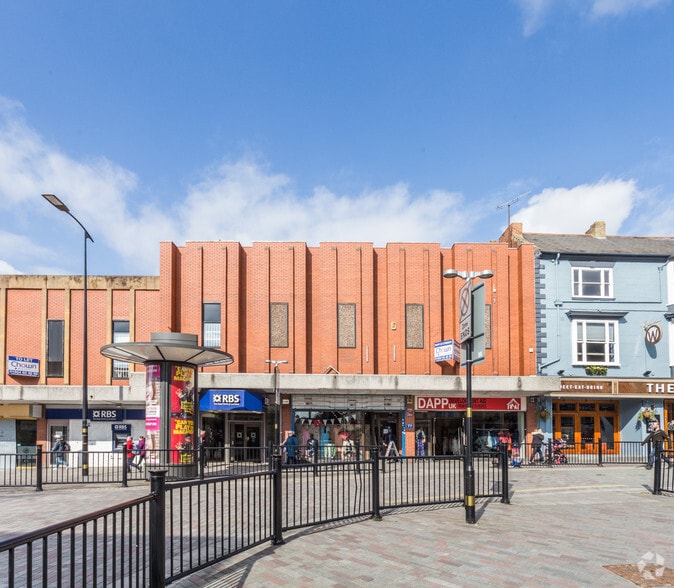 71-77 Abington St, Northampton à vendre - Photo du bâtiment - Image 3 de 11