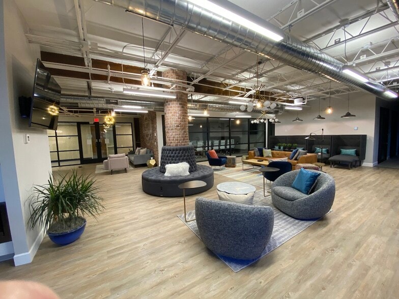 7400 N Oracle Rd, Tucson, AZ for lease - Interior Photo - Image 2 of 20