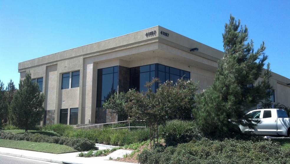 41197 Golden Gate Cir, Murrieta, CA for lease - Building Photo - Image 1 of 14