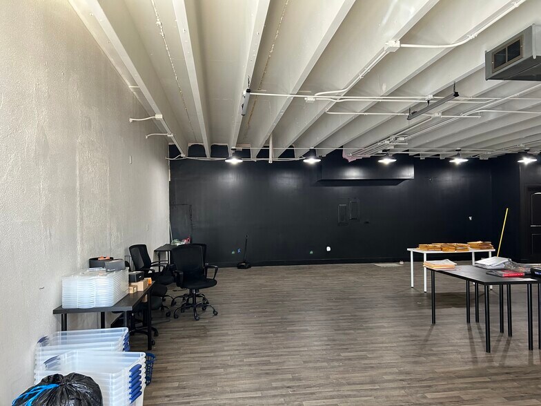 440-448 S Main St, Englewood, OH à louer - Photo du bâtiment - Image 3 de 8