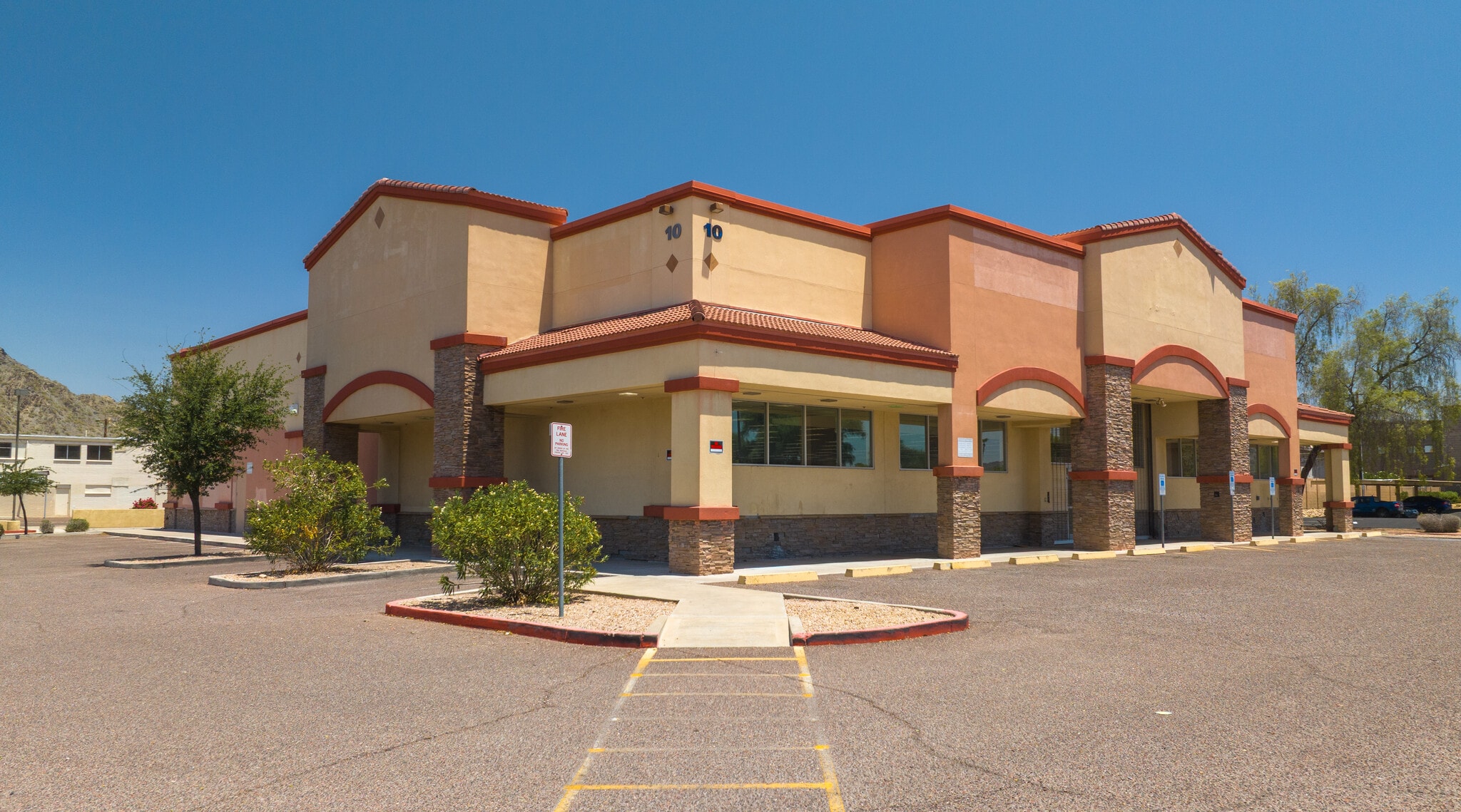 10 E Dunlap Ave, Phoenix, AZ for lease Primary Photo- Image 1 of 7