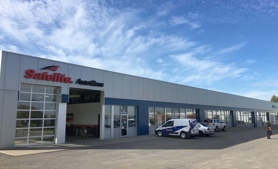 4910 Camp Rd, Hamburg, NY à louer - Photo du bâtiment - Image 3 de 8