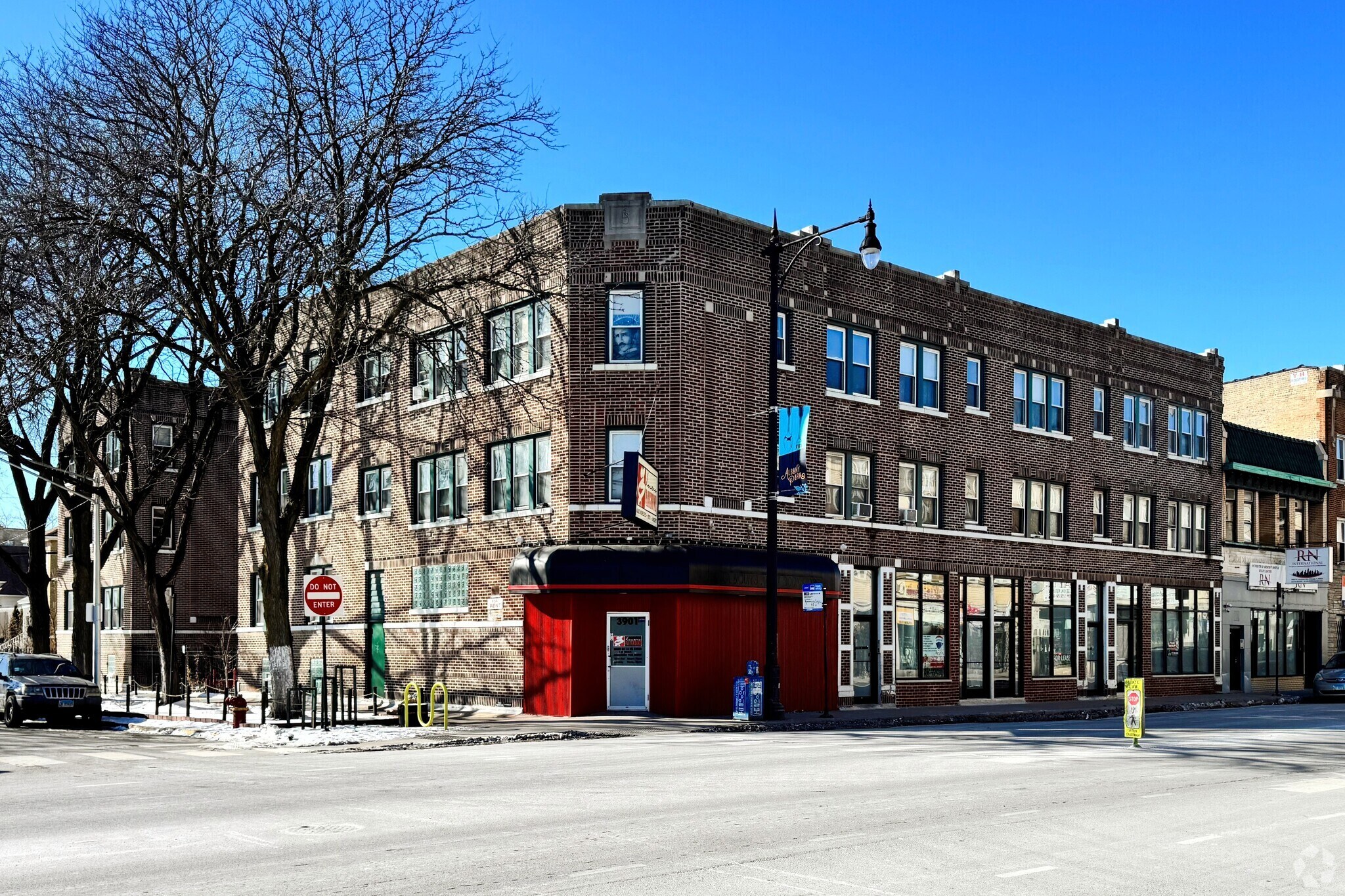 3901 W Lawrence Ave, Chicago, IL for lease Primary Photo- Image 1 of 2