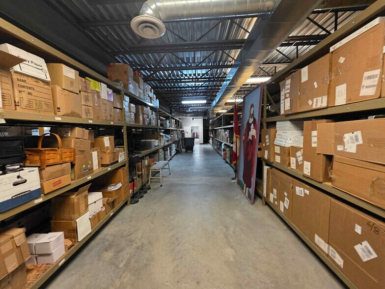 11717 IL-37, Marion, IL à vendre - Photo du bâtiment - Image 2 de 19