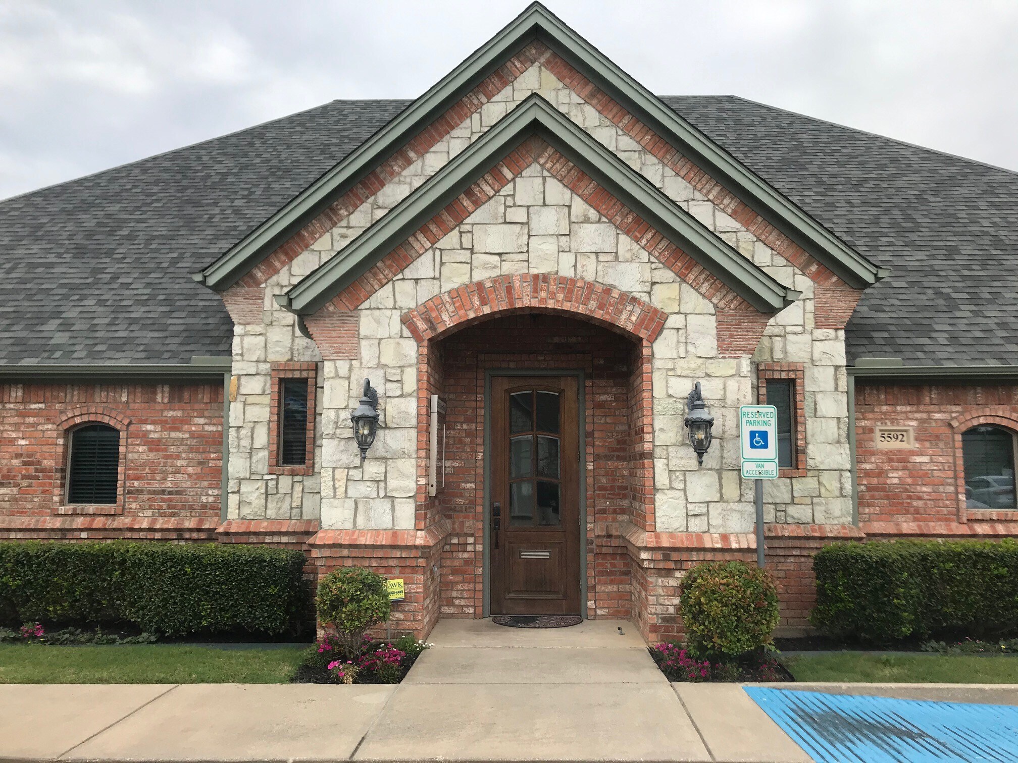 5592 Davis Blvd, North Richland Hills, TX à louer Photo du bâtiment- Image 1 de 20