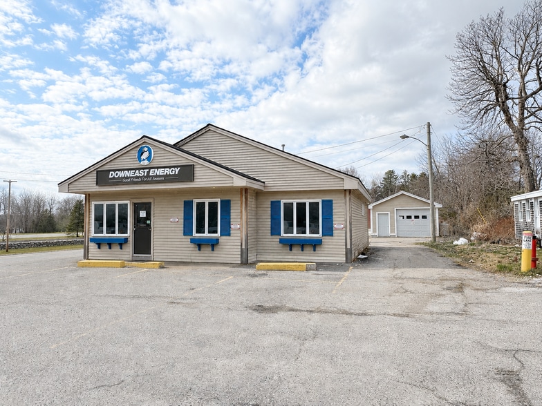 8 Railroad Sq, Yarmouth, ME à louer - Photo du bâtiment - Image 1 de 4