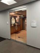 1 E Delaware Pl, Chicago, IL for lease Interior Photo- Image 1 of 7