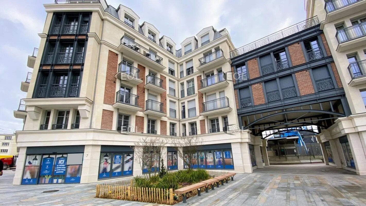 Commerce de détail dans Clamart à louer Photo du bâtiment- Image 1 de 6