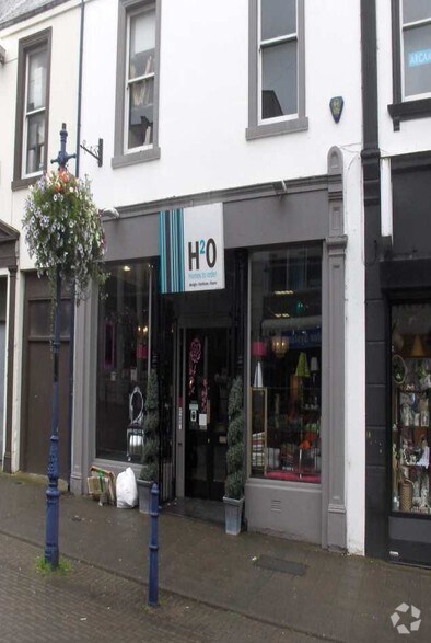 6 Queen St, Coleraine à louer - Photo du bâtiment - Image 2 de 2