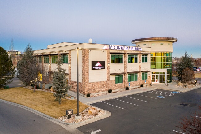 Plus de détails pour 753 W South Jordan Pky, South Jordan, UT - Bureau à louer