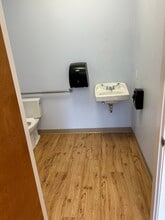 26 Forest Ridge Dr, Rowley, MA for lease Interior Photo- Image 2 of 6