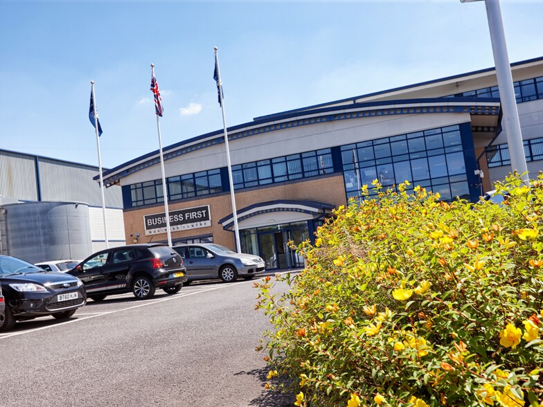 Mead Way, Burnley à louer - Photo du bâtiment - Image 2 de 24