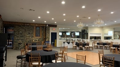 2912 Old Nazareth Rd, Easton, PA for sale Interior Photo- Image 1 of 18