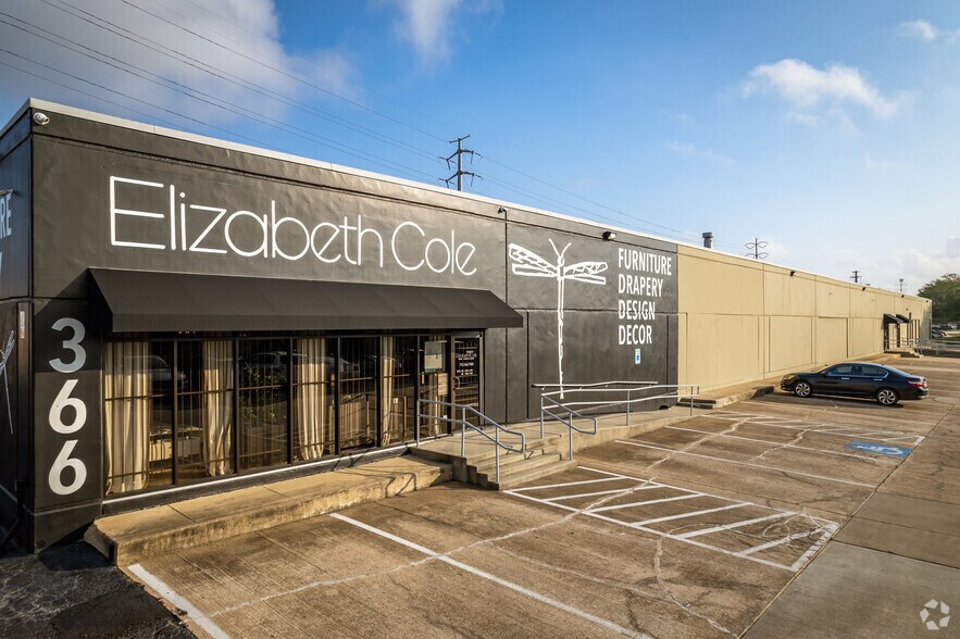 9000 Hempstead Rd, Houston, TX à louer - Photo du bâtiment - Image 2 de 25