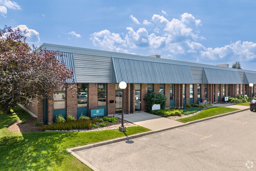 564 Weber St N, Waterloo, ON à vendre - Photo principale - Image 1 de 1