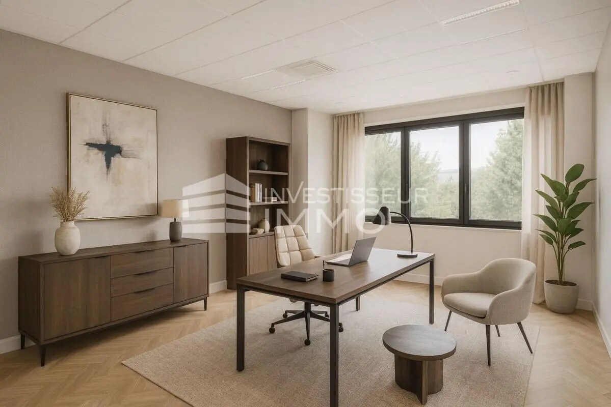 Office in Antony for lease Interior Photo- Image 1 of 4