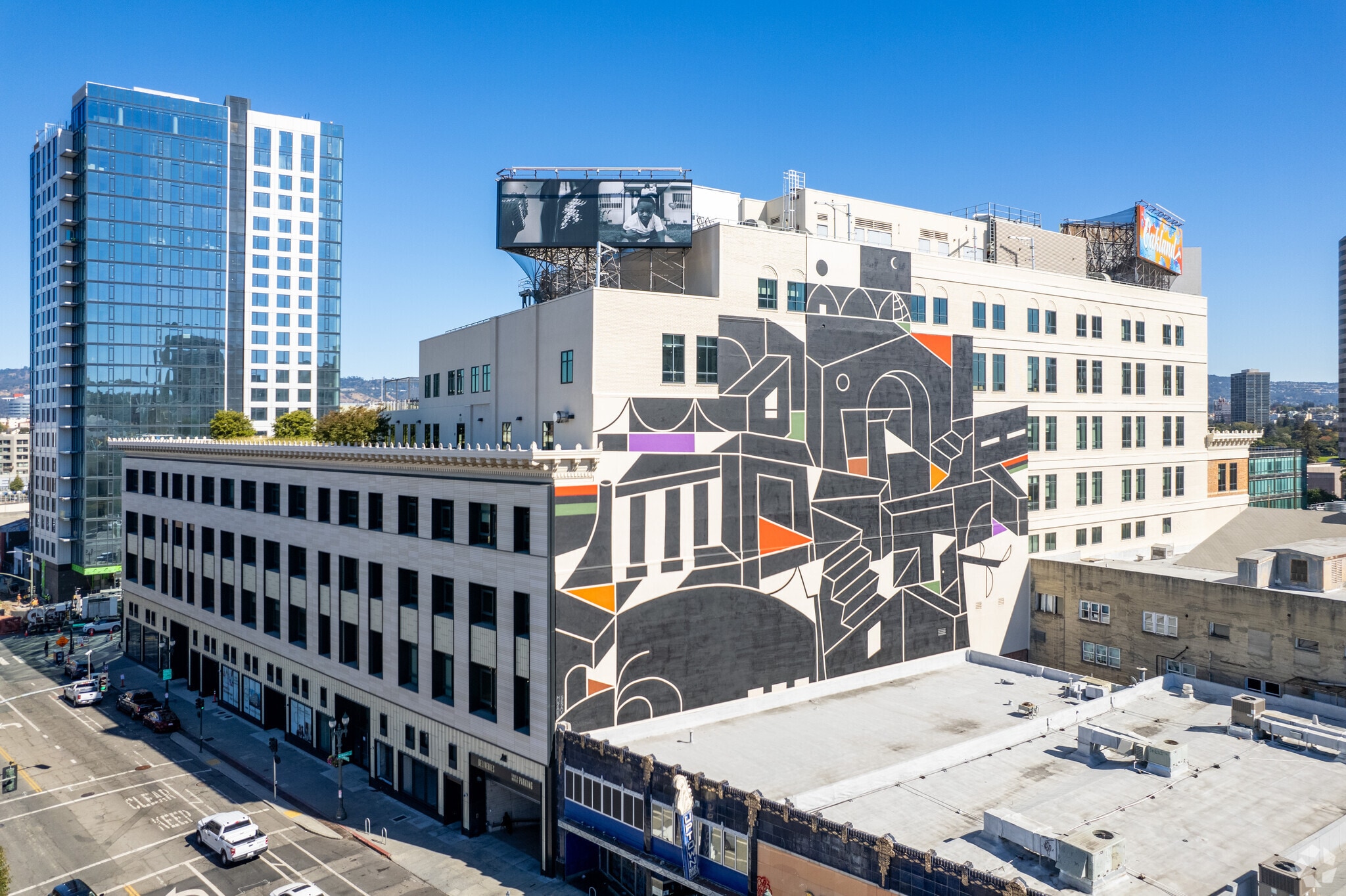 1955 Broadway, Oakland, CA for lease Primary Photo- Image 1 of 3