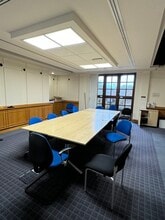 Abbey Close, Abingdon for lease Interior Photo- Image 2 of 2