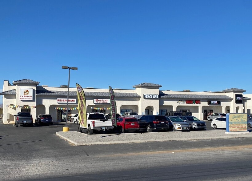 270 S Dahlia St, Pahrump, NV à vendre - Photo du bâtiment - Image 3 de 16