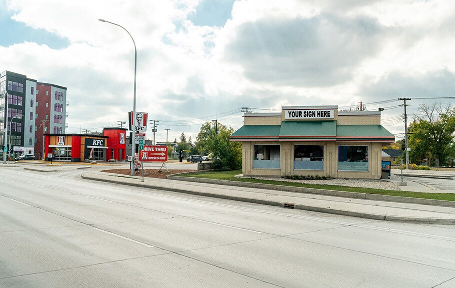 1103 Pembina Hwy, Winnipeg, MB à louer - Photo du bâtiment - Image 2 de 6