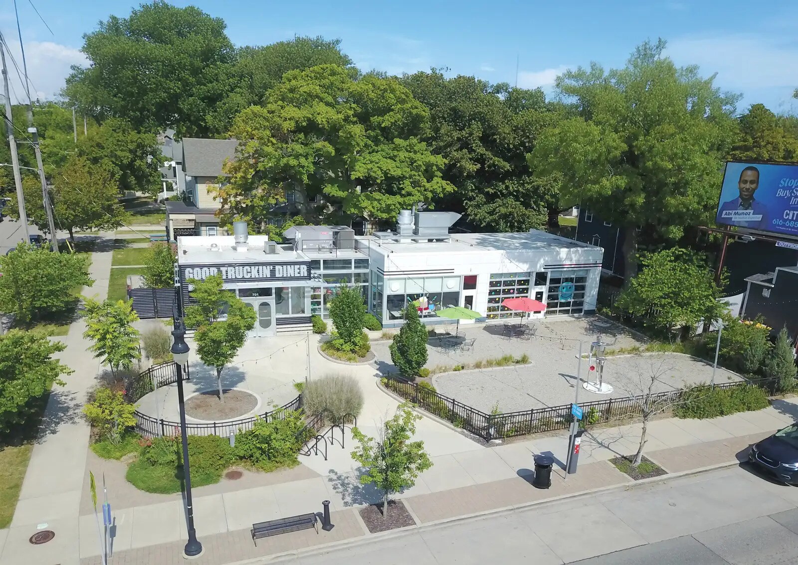 701 Wealthy St, Grand Rapids, MI for lease Primary Photo- Image 1 of 15