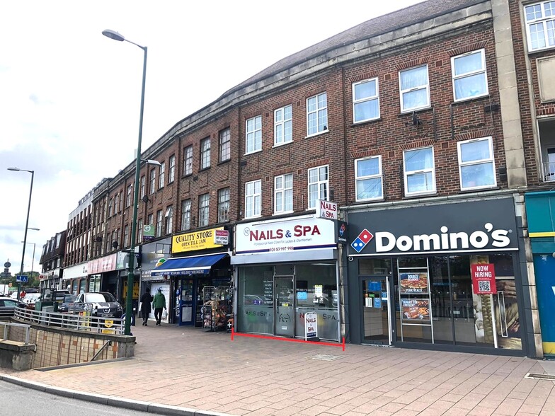 116-138 Tolworth Broa, Surbiton à vendre - Photo du bâtiment - Image 2 de 7