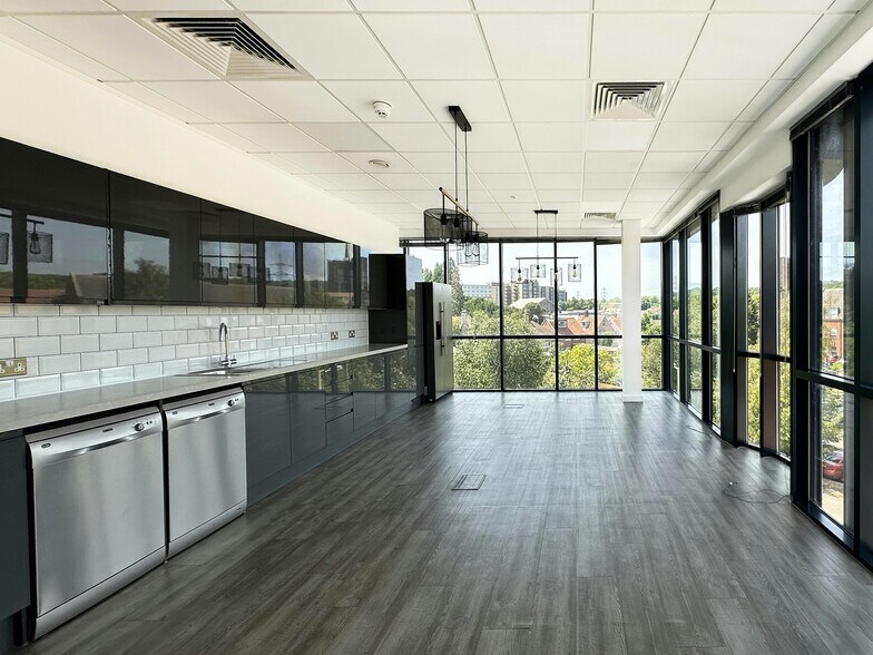 7 West Way, Oxford for lease - Building Photo - Image 3 of 6