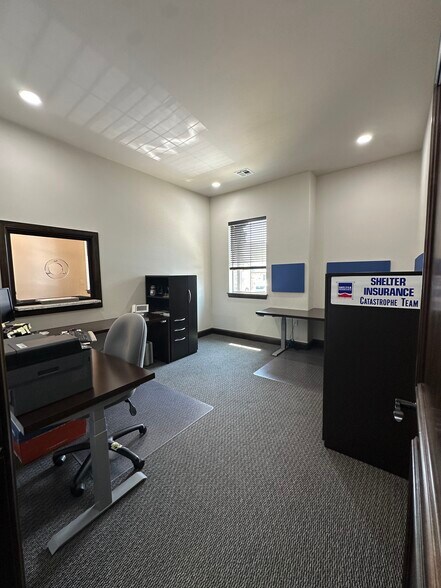 13194 N MacArthur Boulevard, Oklahoma City, OK à louer - Photo du bâtiment - Image 3 de 11