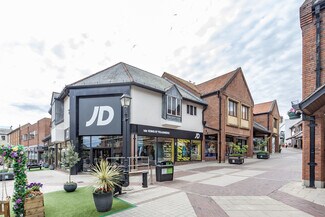Plus de détails pour 2 Vicarage Walk, Yeovil - Commerce de détail à louer