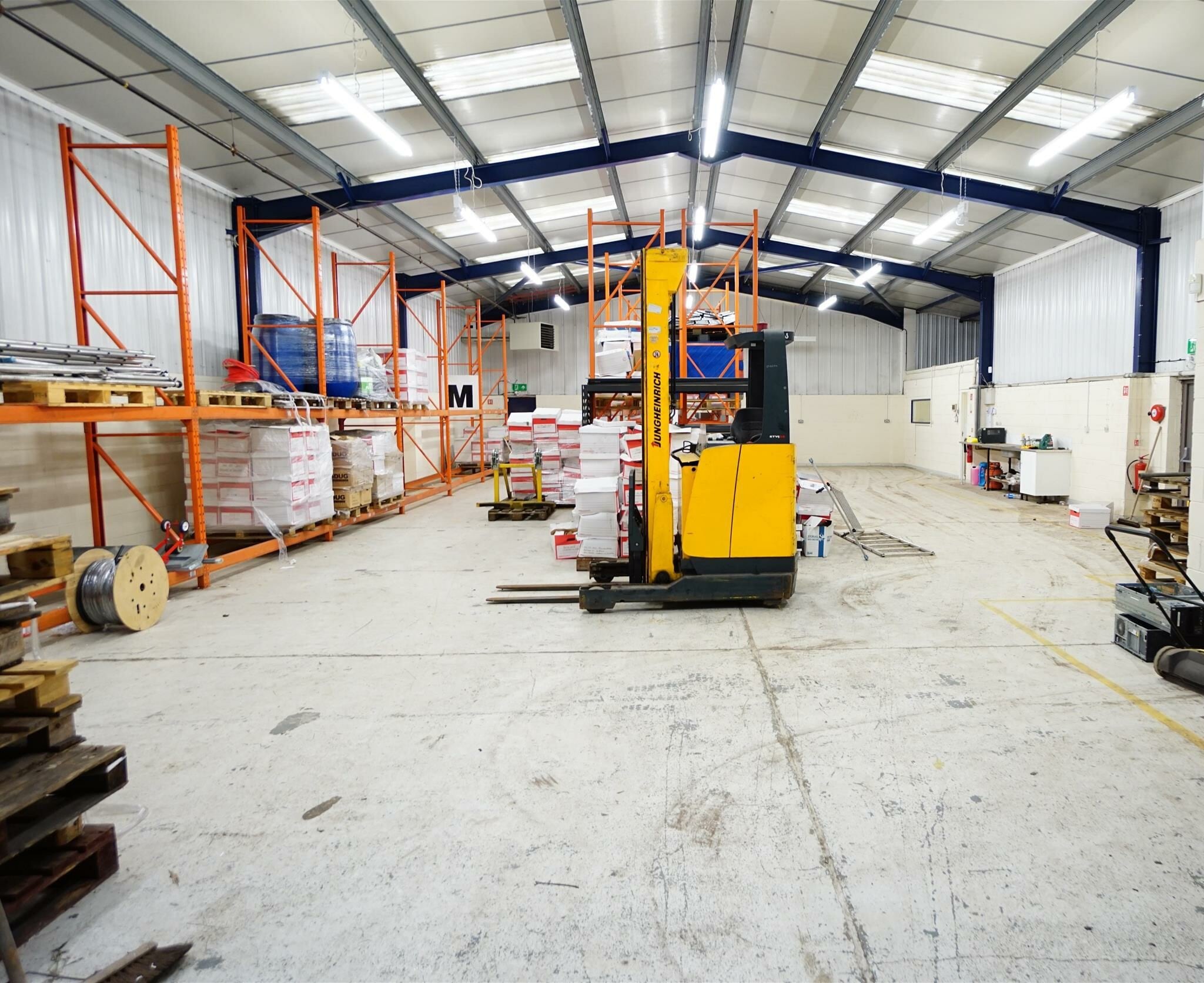 Hardwick View Rd, Holmewood for lease Interior Photo- Image 1 of 1