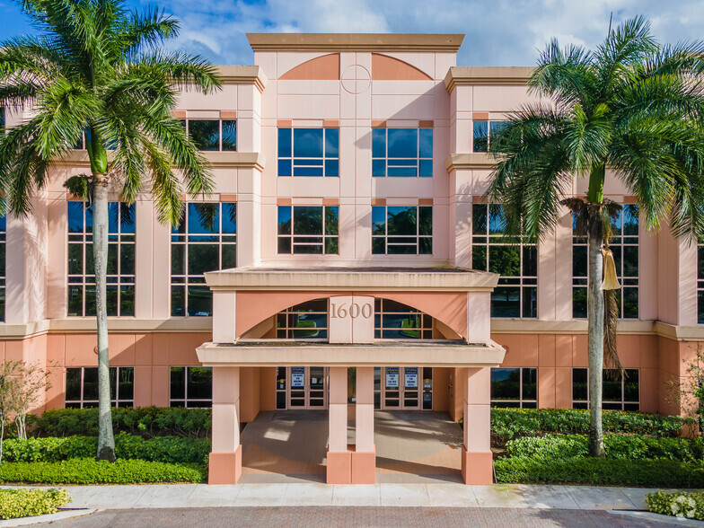 1600 Sawgrass Corporate Pky, Sunrise, FL for lease - Building Photo - Image 2 of 5