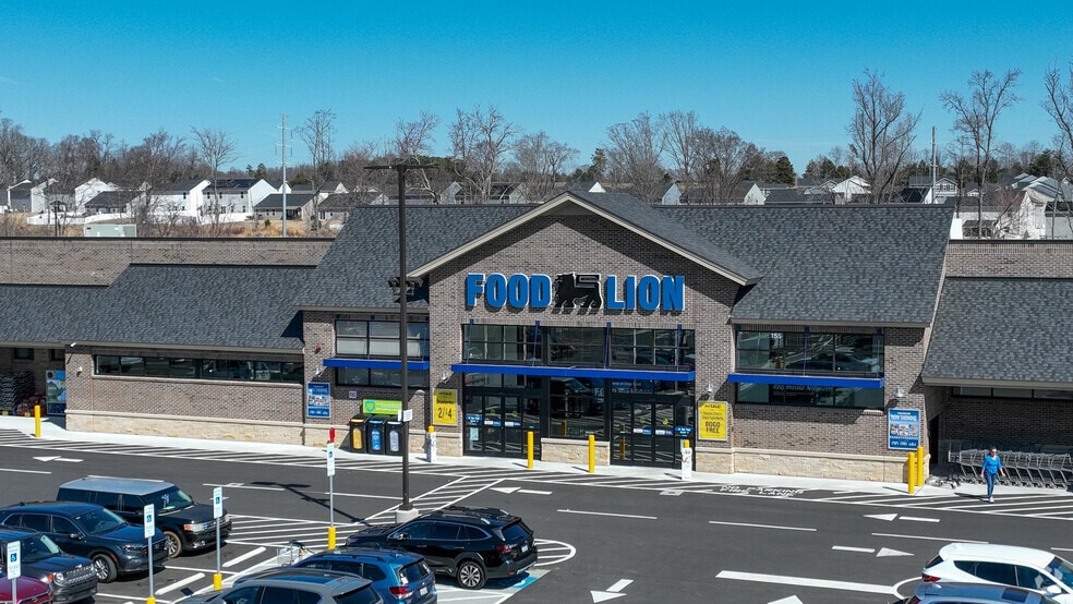 1127 Charlotte Hwy, Troutman, NC for lease - Building Photo - Image 2 of 4