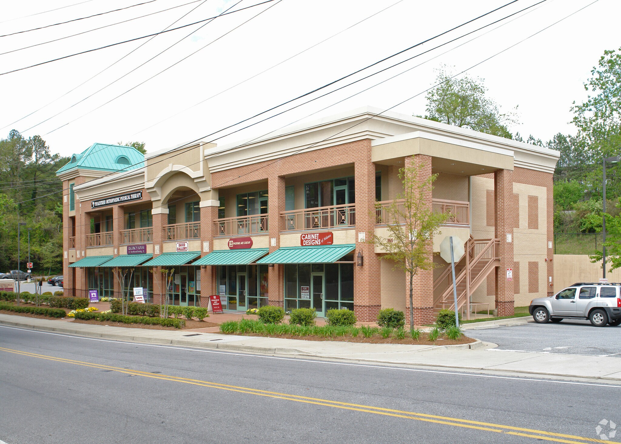 365 Peachtree Hills Ave NE, Atlanta, GA for lease Primary Photo- Image 1 of 2