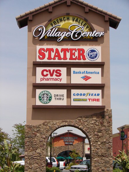 30604-30724 Benton Rd, Winchester, CA à louer - Photo du bâtiment - Image 2 de 6