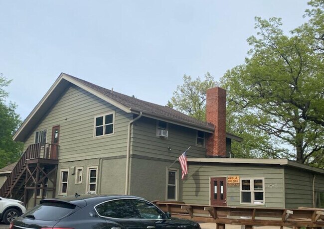 Plus de détails pour 11400 Julianne Ave N, Stillwater, MN - Commerce de détail à vendre