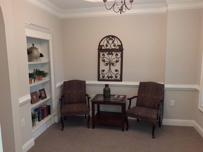 2993 Sandy Plains Rd, Marietta, GA for lease - Interior Photo - Image 3 of 8